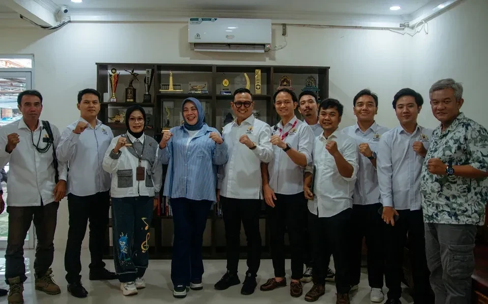 Ibrahim Anwar at KADIN Kota Bogor official membership event
